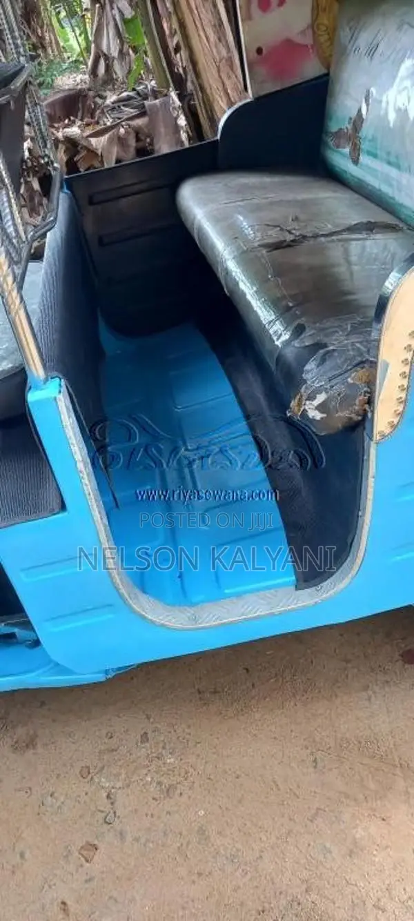Bajaj 2 Stroke 2003 Three Wheel (Used)