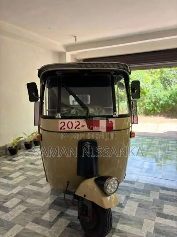 Bajaj RE 1955 Three Wheel (Used)