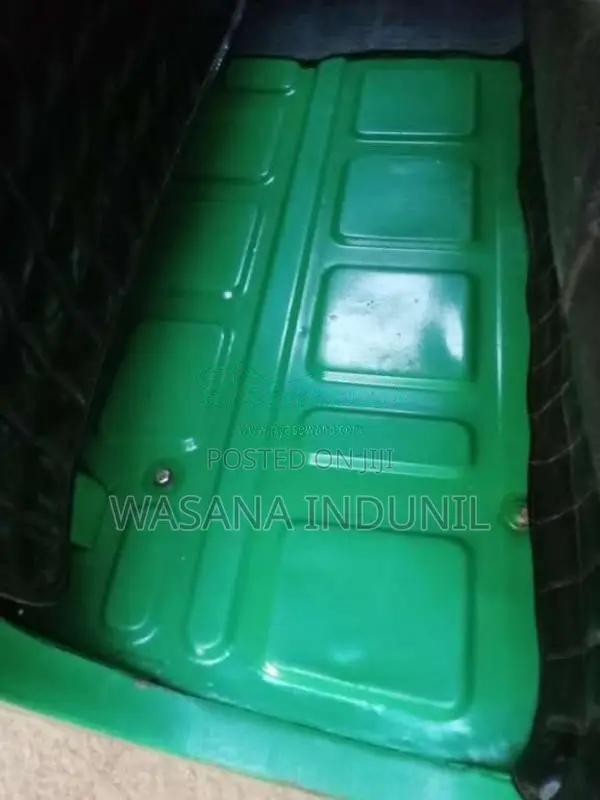 Bajaj 2 Stroke 2004 Three Wheel (Used)