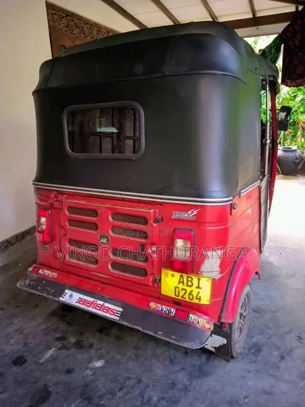 Bajaj RE 2015 Three Wheel (Used)