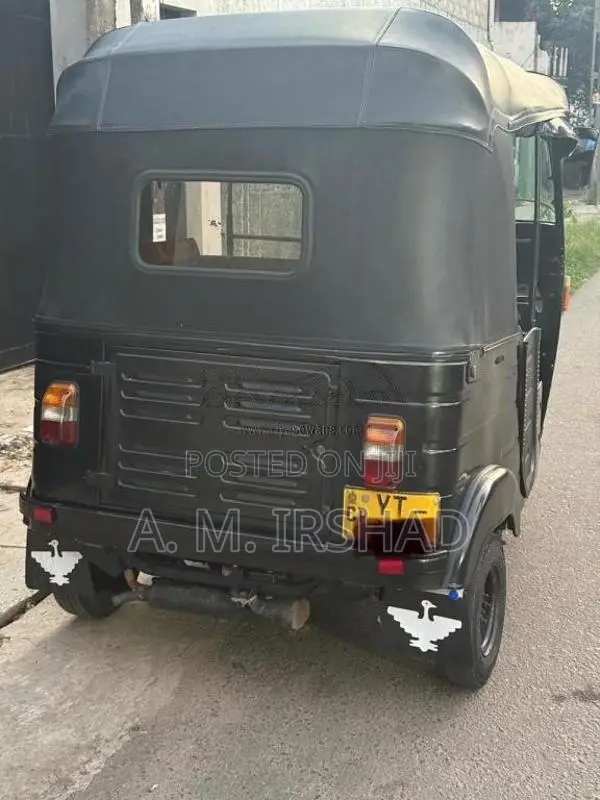 Bajaj RE 2012 Three Wheel (Used)