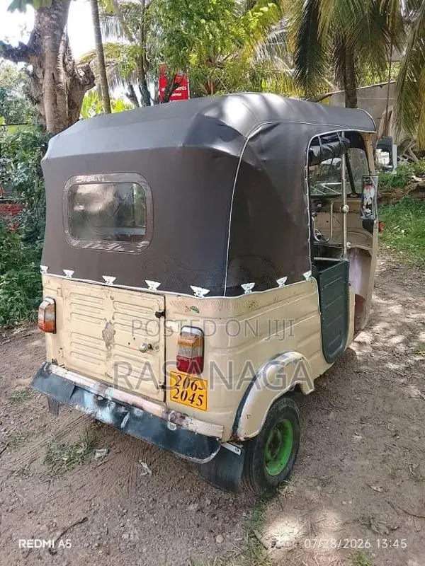 Bajaj 2 Stroke 1999 Three Wheel (Used)