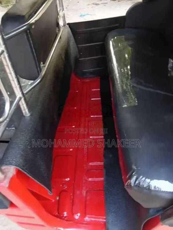 Bajaj RE 2009 Three Wheel (Used)
