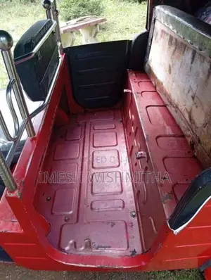 Bajaj 4 Stroke 2010 Three Wheel (Used)