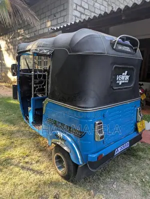 Bajaj RE 4 Stroke 2015 Three Wheel (Used)
