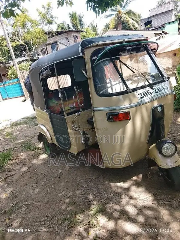 Bajaj 2 Stroke 1999 Three Wheel (Used)
