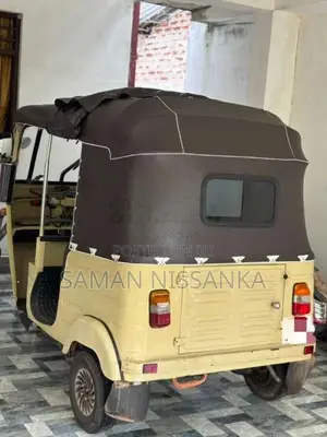 Bajaj RE 1955 Three Wheel (Used)