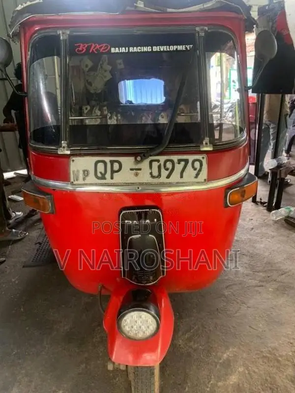 Bajaj 4 stroke 2012 Three Wheel (Used)
