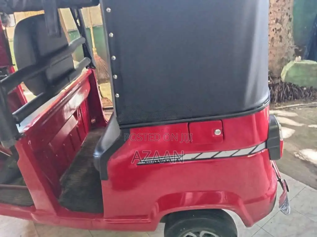 TVS King 2013 Three Wheel (Used)