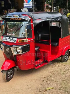 Bajaj 4 Stroke 2015 Three Wheel (Used)