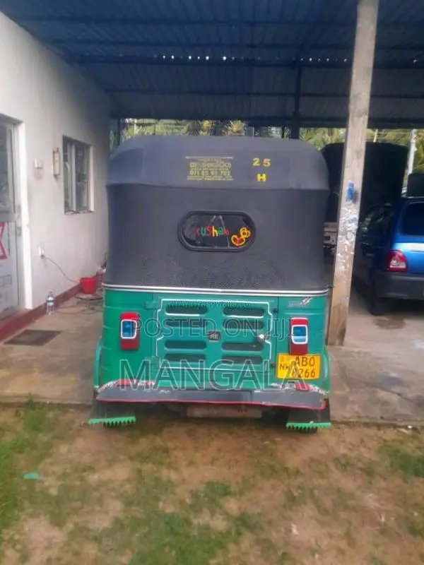 Bajaj RE 2016 Three Wheel (Used)