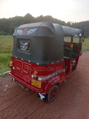 Bajaj 4 Stroke 2011 Three Wheel (Used)