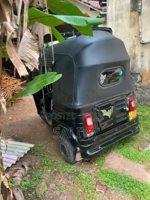 Bajaj RE 4 Stroke 2013 Three Wheel (Used)