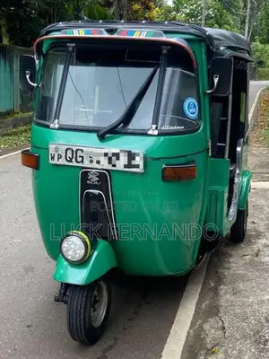 Bajaj 2 Stroke 2006 Three Wheel (Used)