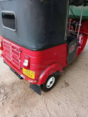 Bajaj RE 2009 Three Wheel (Used)