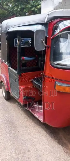 Bajaj 2 Stroke 2004 Three Wheel (Used)