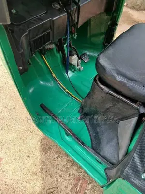 Bajaj RE 4 Stroke 2014 Three Wheel (Used)