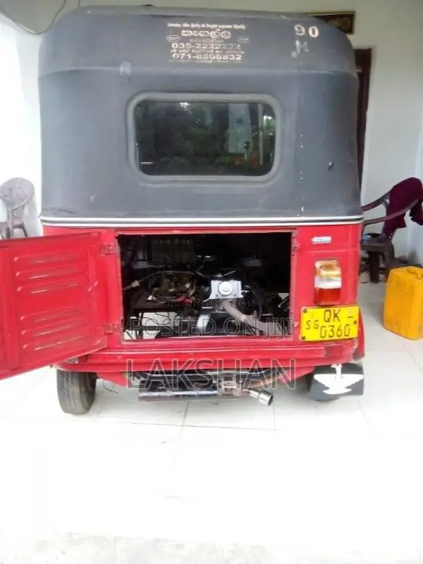 Bajaj 4 Stroke 2007 Three Wheel (Used)