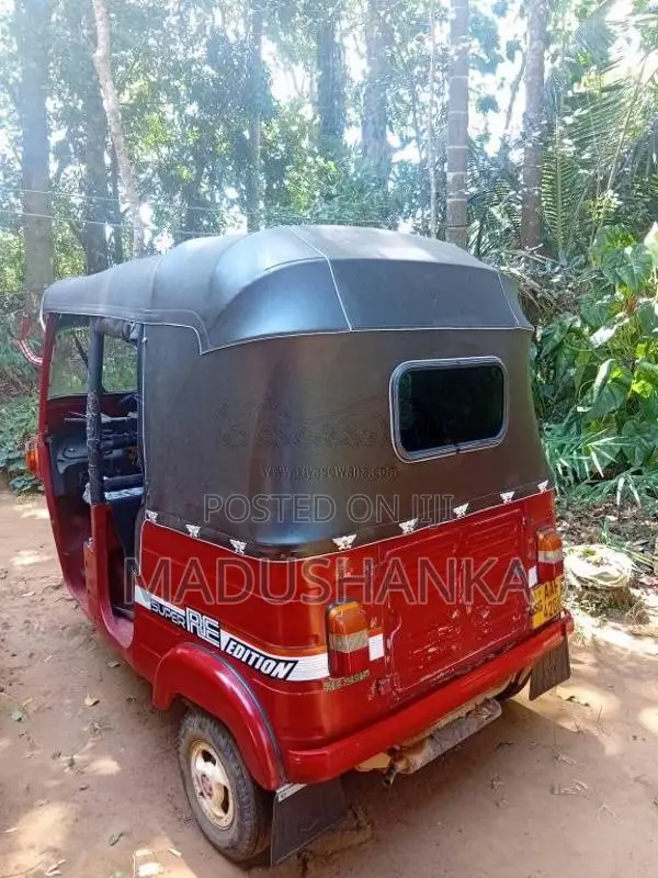 Bajaj 4 Stroke 2012 Three Wheel (Used)