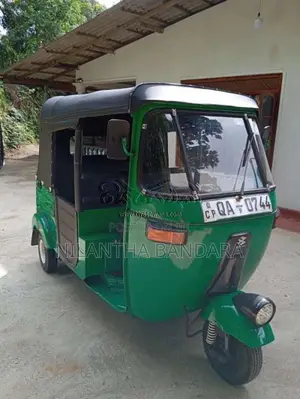Bajaj 2 Stroke 2006 Three Wheel (Used)