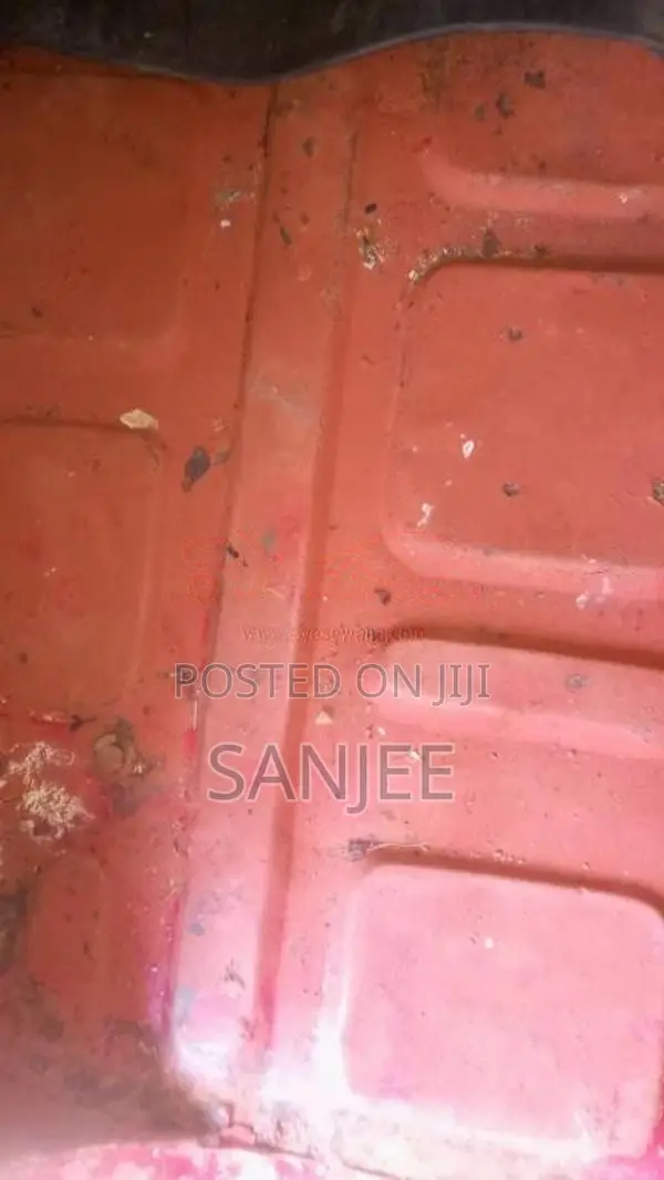 Bajaj 4 stroke 2010 Three Wheel (Used)