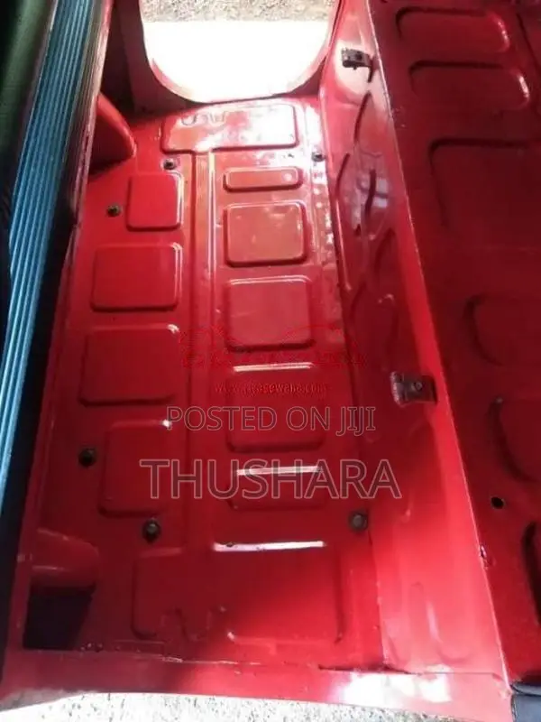 Bajaj 4 Stroke 2011 Three Wheel (Used)