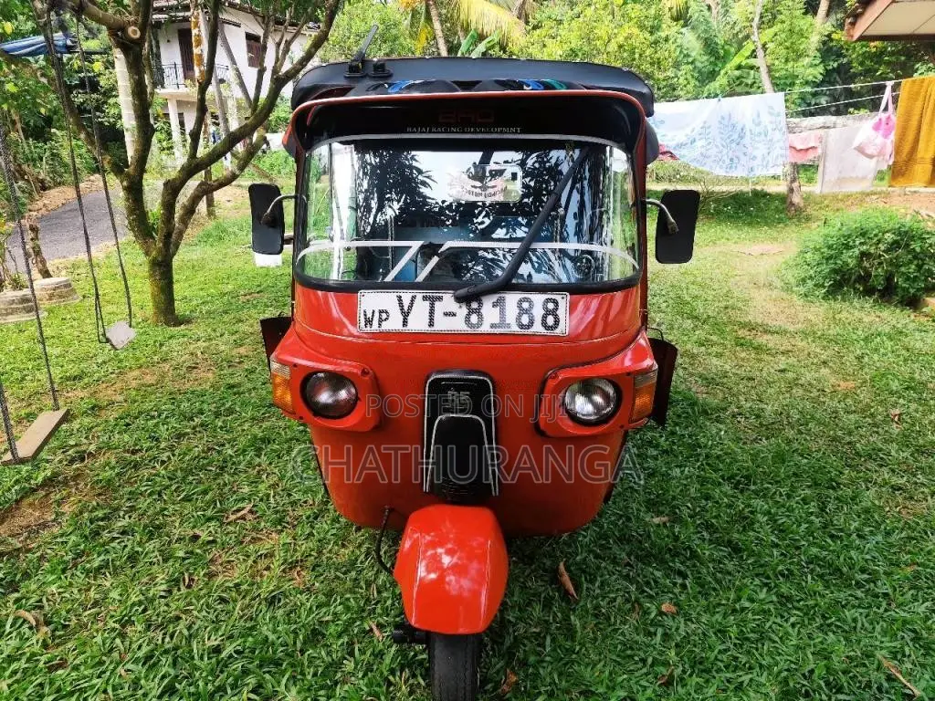 Bajaj 4 stroke 2012 Three Wheel (Used)