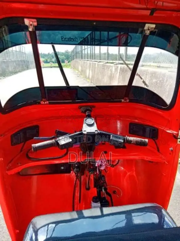 Bajaj 4 Stroke 2008 Three Wheel (Used)