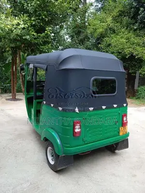 Bajaj 2 Stroke 2006 Three Wheel (Used)