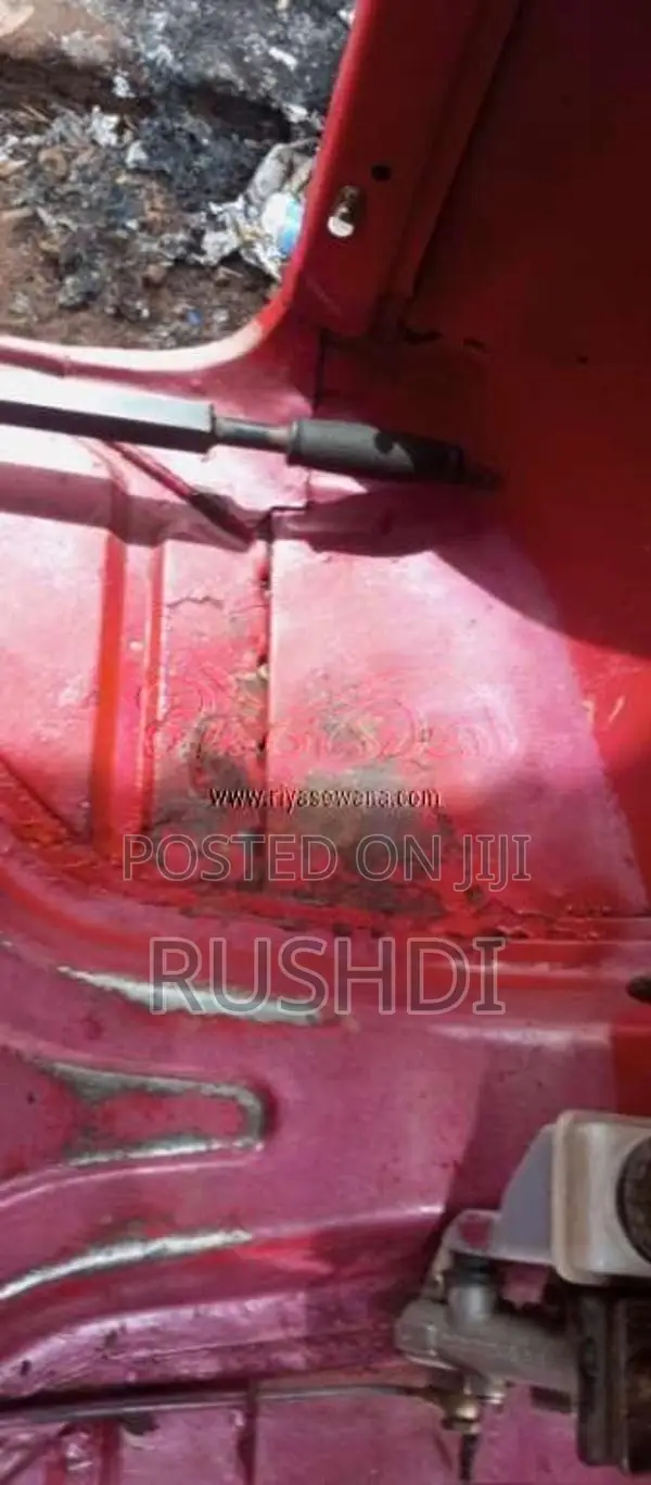 Bajaj 2 Stroke 2004 Three Wheel (Used)