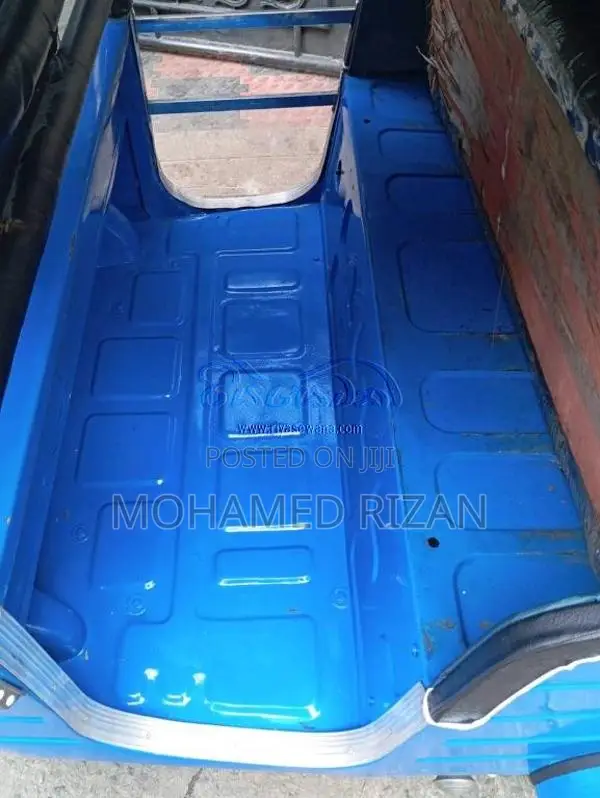 Bajaj 2 stroke 2005 Three Wheel (Used)