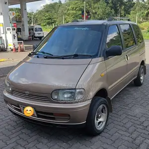 Nissan Serena Fx 1993 Van (Used)