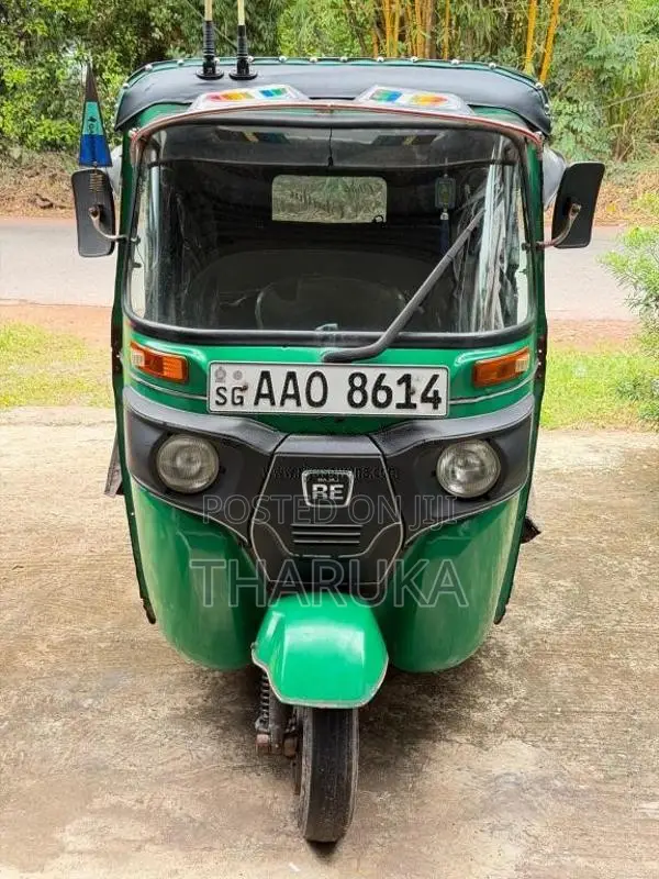 Bajaj 4 Stroke 2014 Three Wheel (Used)