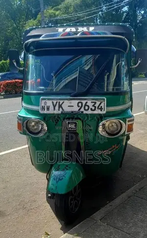 Bajaj 4 stroke 2011 Three Wheel (Used)