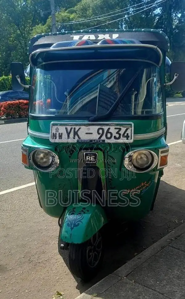 Bajaj 4 stroke 2011 Three Wheel (Used)