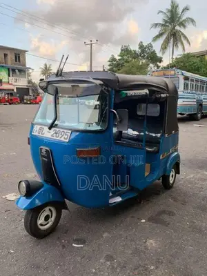Bajaj 4 Stroke 2007 Three Wheel (Used)
