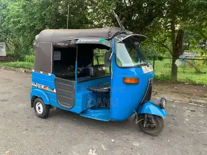 Bajaj 4 Stroke 2007 Three Wheel (Used)