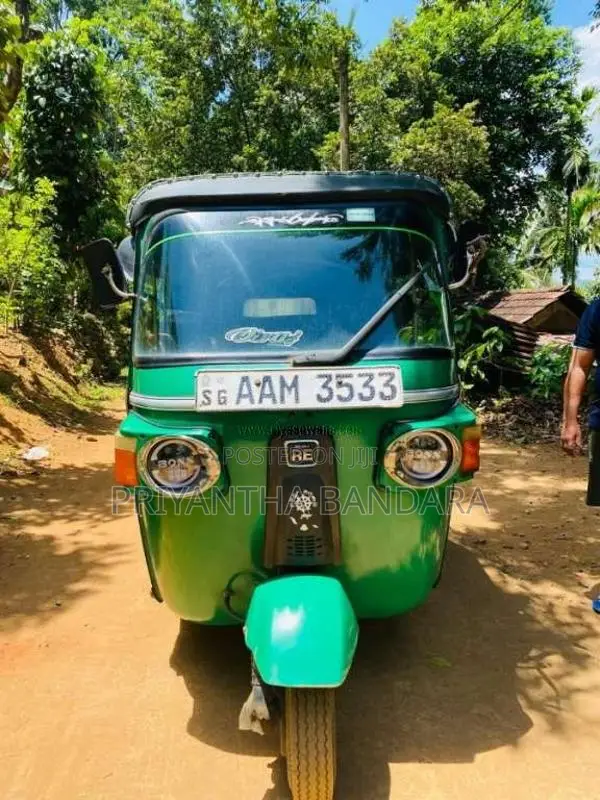 Bajaj RE 205 2013 Three Wheel (Used)