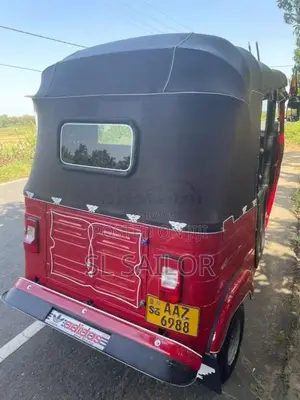 Bajaj RE 205 2015 Three Wheel (Used)