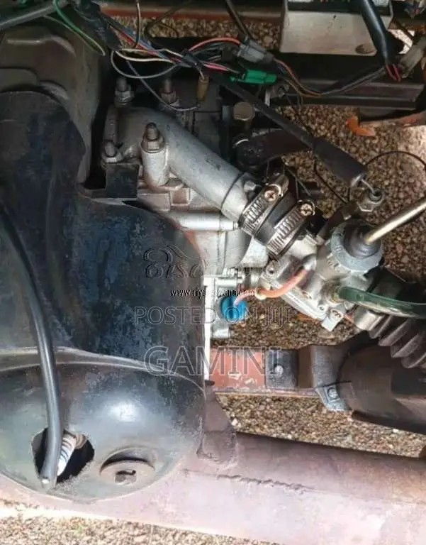 Bajaj 2 Stroke 1995 Three Wheel (Used)