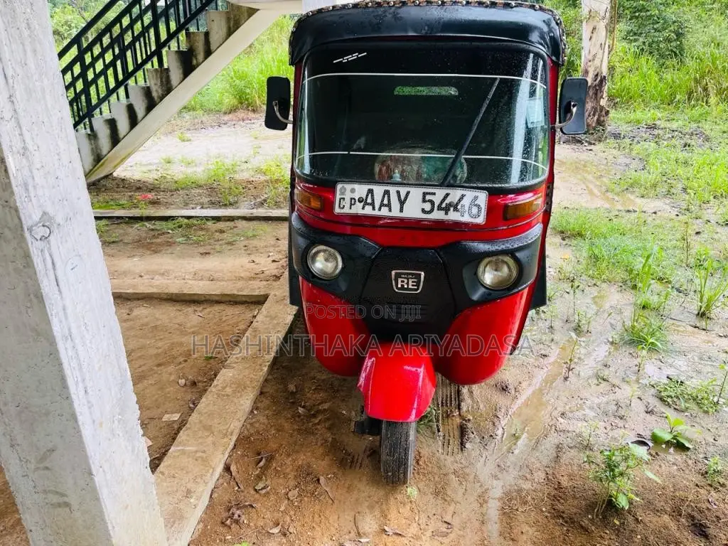 Bajaj RE 205 2015 Three Wheel (Used)