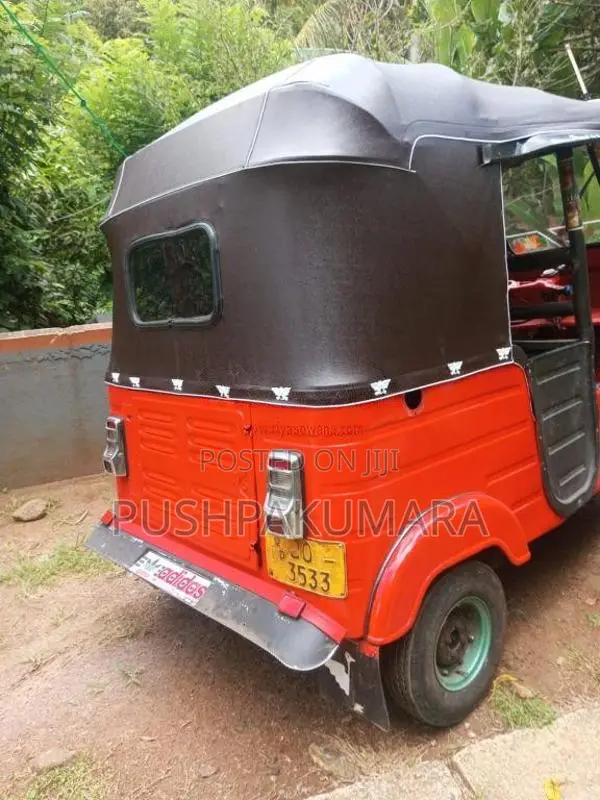 Bajaj RE 2004 Three Wheel (Used)