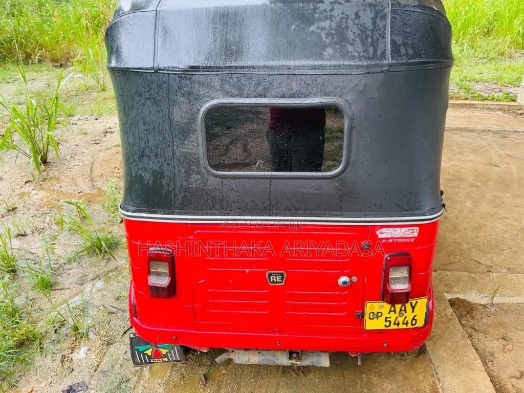 Bajaj RE 205 2015 Three Wheel (Used)