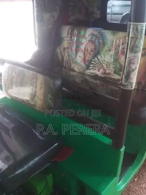 Bajaj RE 2 Stroke 2004 Three Wheel (Used)