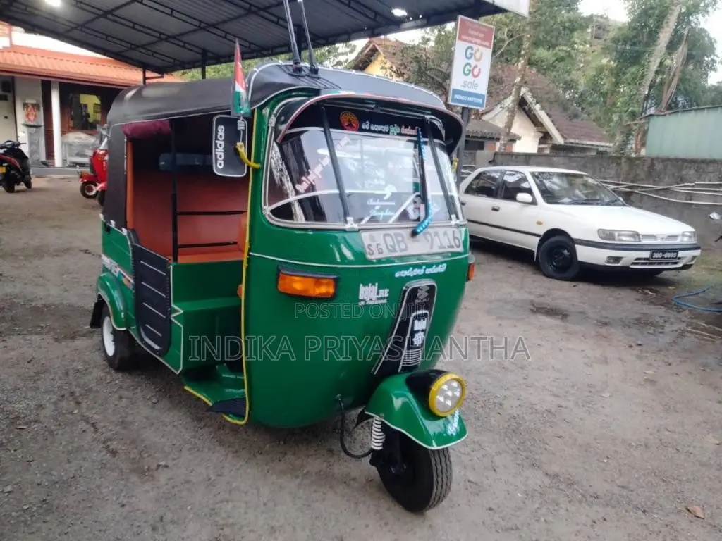 Bajaj 2 stroke 2006 Three Wheel (Used)