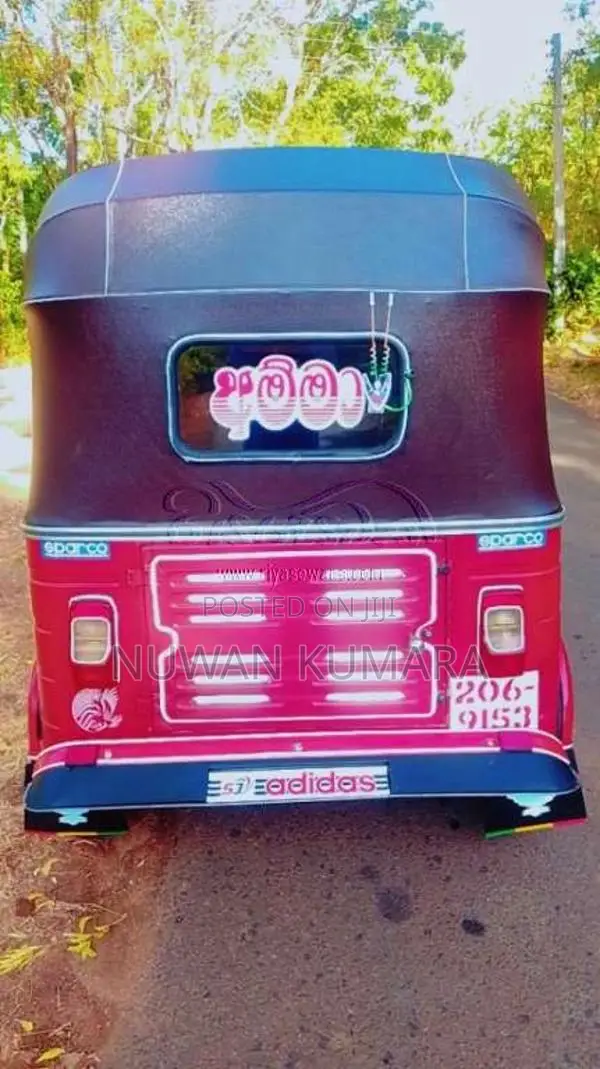 Bajaj RE 2 Stroke 1999 Three Wheel (Used)