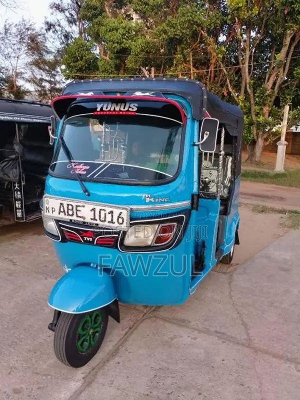 TVS King 2013 Three Wheel (Used)