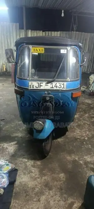 Bajaj 2 Stroke 2004 Three Wheel (Used)