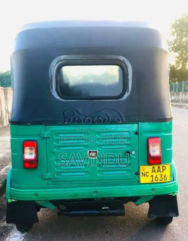 Bajaj 4 Stroke 2014 Three Wheel (Used)