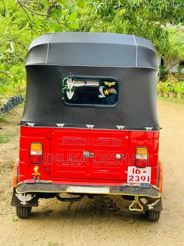 Bajaj 2 stroke 1988 Three Wheel (Used)